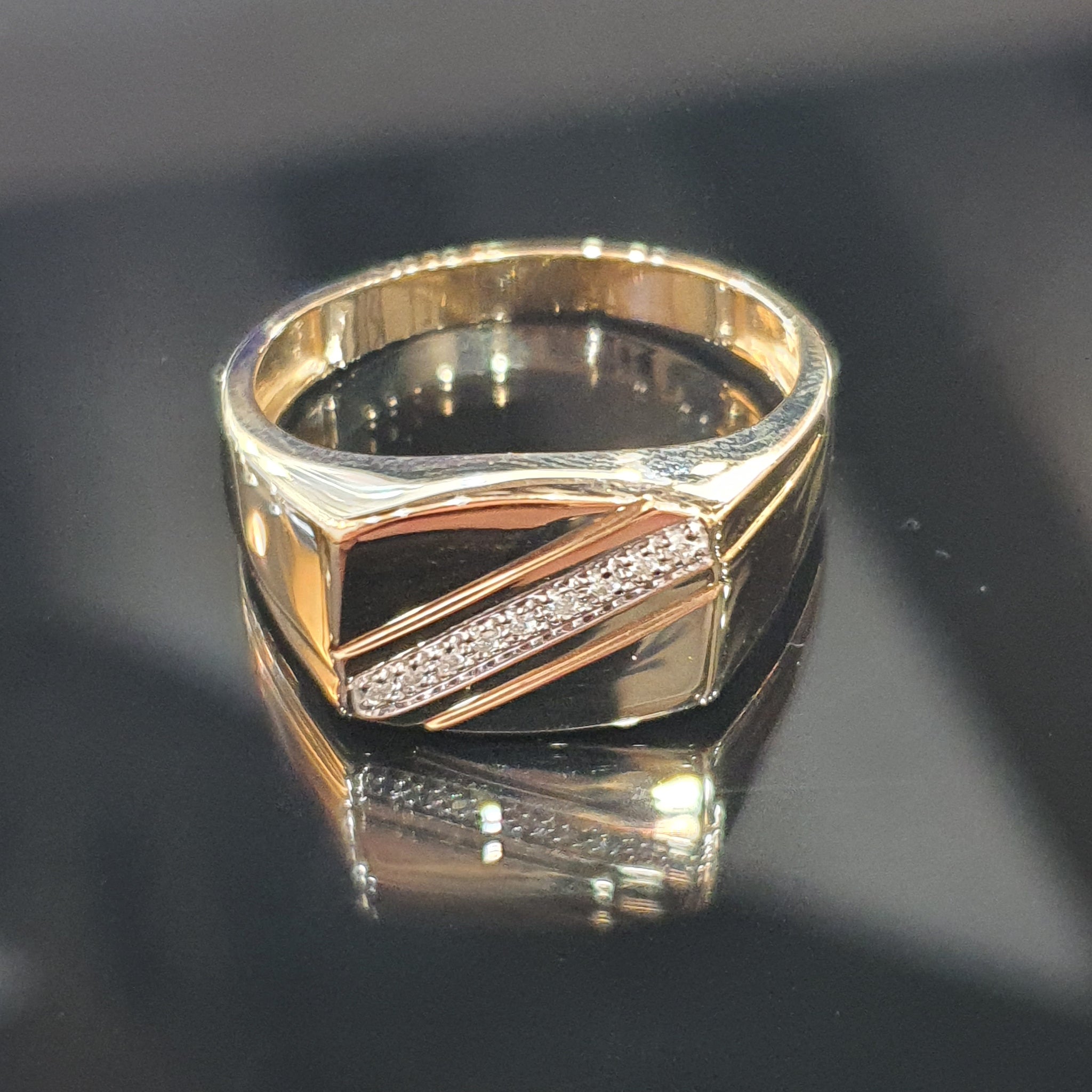 9ct Diamond Signet Ring