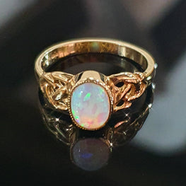 Opal 9ct Gold Ring