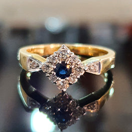 Diamond and Sapphire Ring on 18ct Yellow Gold