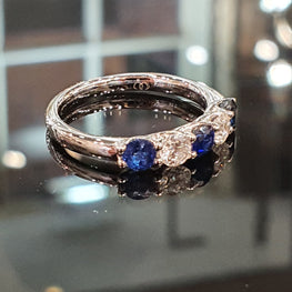 Sapphire and Diamond Ring set in 18ct White Gold