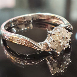 Diamond ring set on 9ct White Gold